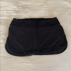 Lululemon Hotty Hot skirt